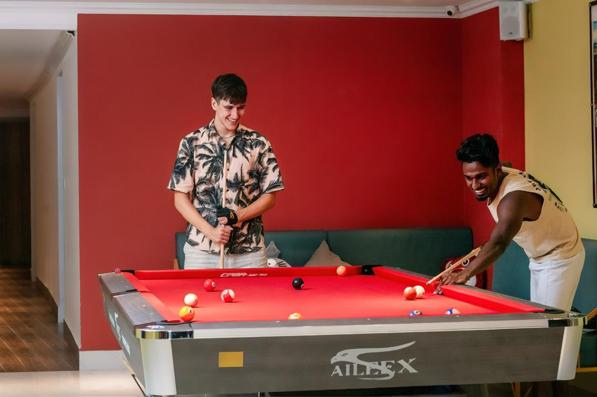 Lakeview Backpackers Hostel & Rooftop Bar Hanoi Eksteriør billede