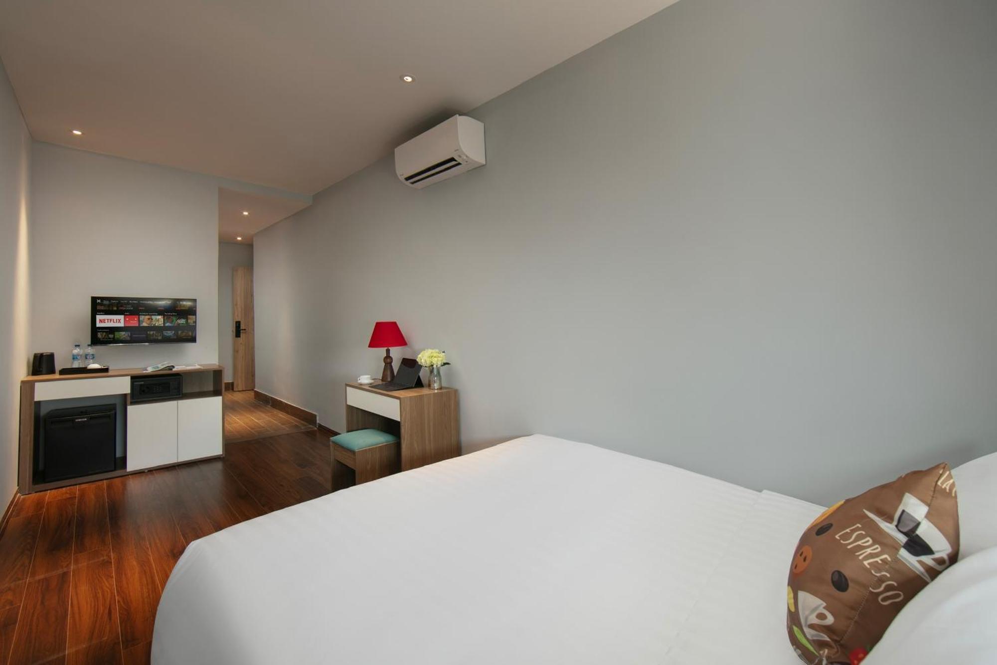 Lakeview Backpackers Hostel & Rooftop Bar Hanoi Eksteriør billede