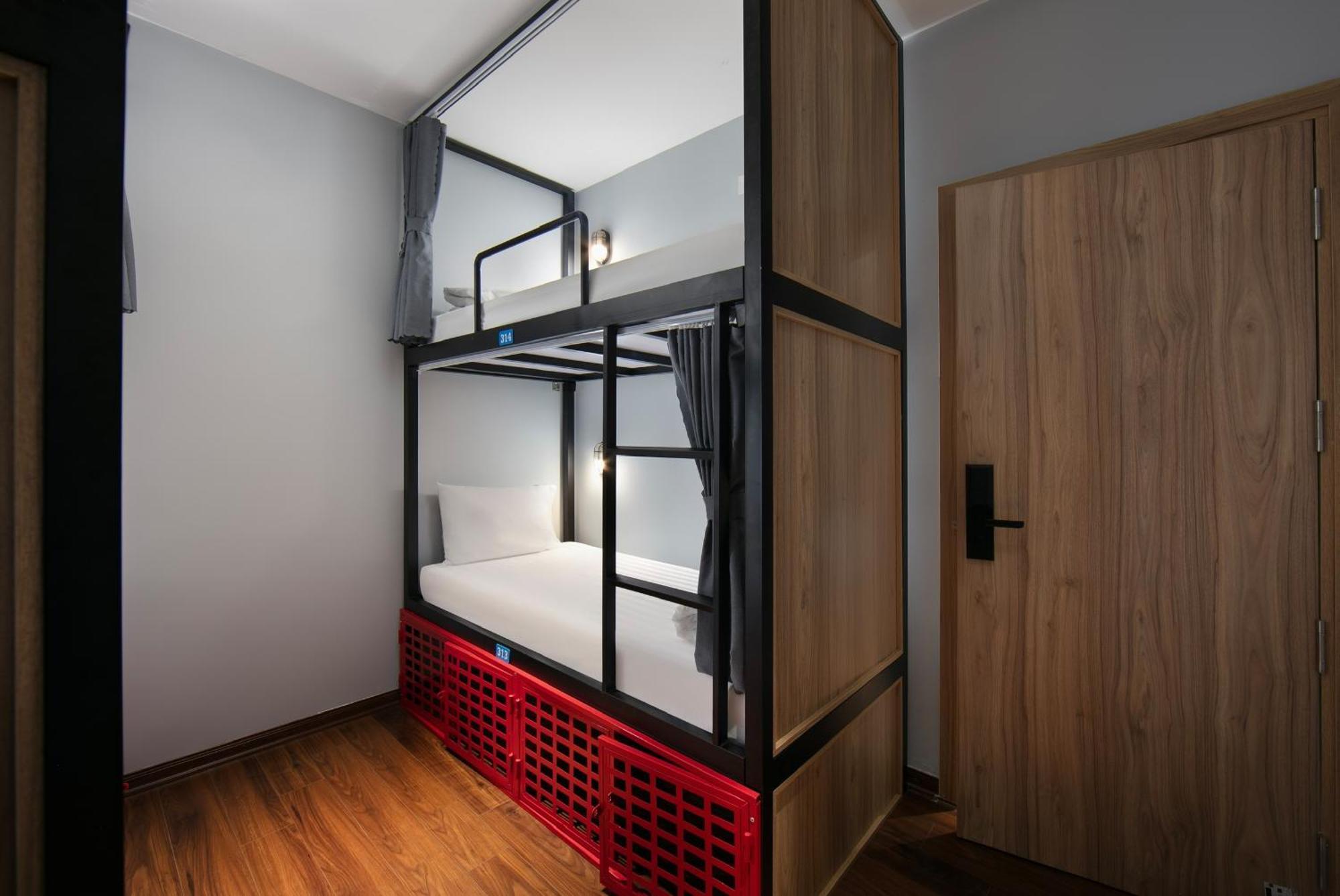 Lakeview Backpackers Hostel & Rooftop Bar Hanoi Eksteriør billede