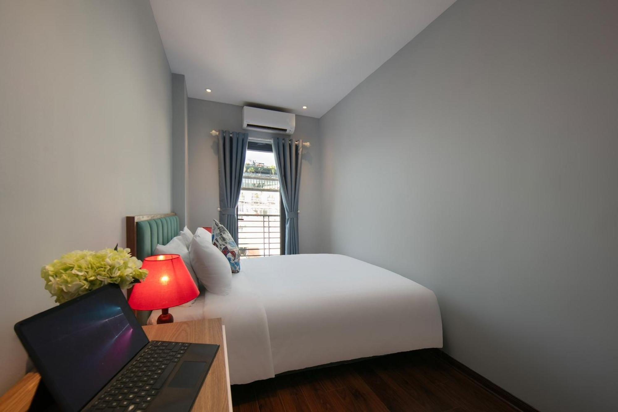Lakeview Backpackers Hostel & Rooftop Bar Hanoi Eksteriør billede