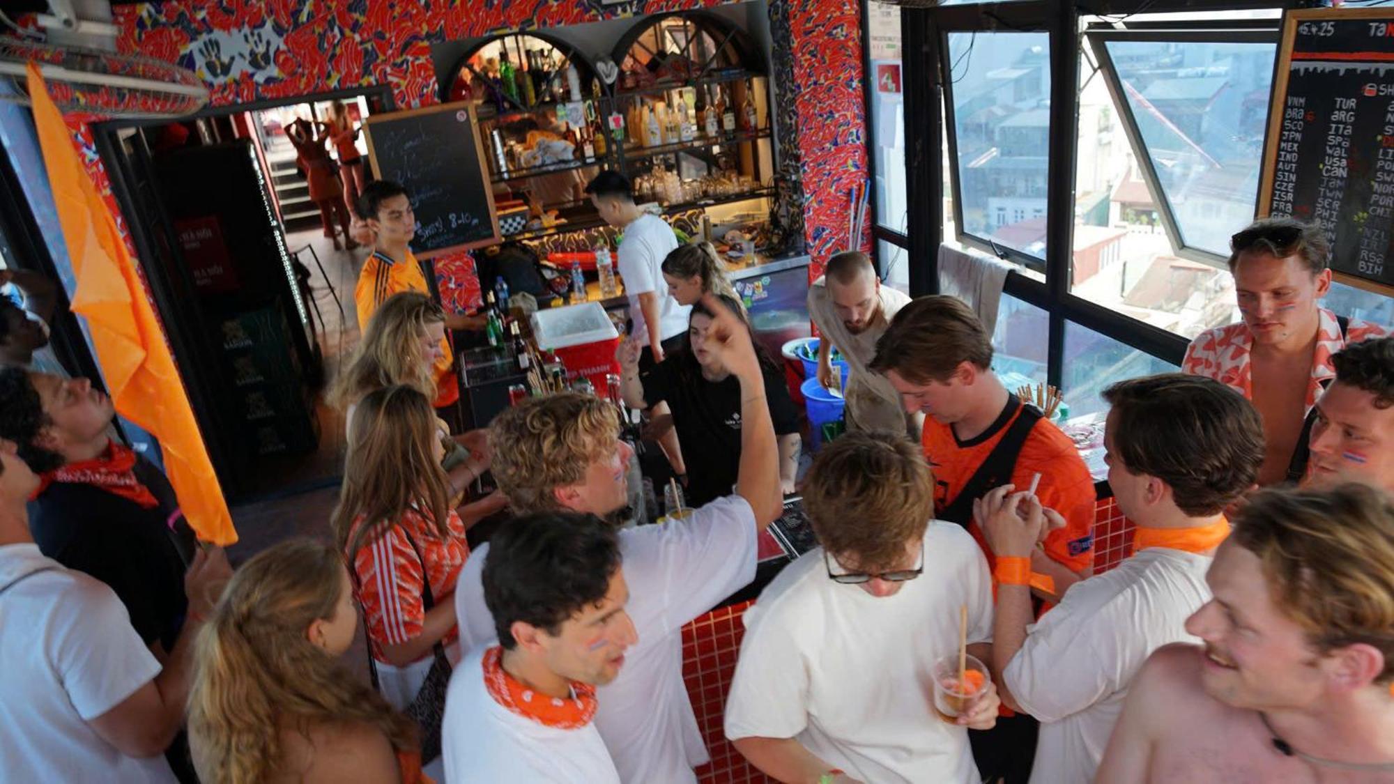 Lakeview Backpackers Hostel & Rooftop Bar Hanoi Eksteriør billede